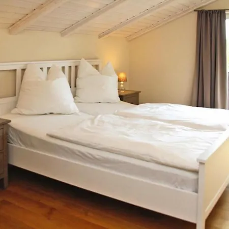 Ferienhaus Ferienhaus Kati Mit Ruderboot - 271 Neukloster